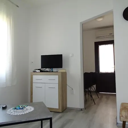 Apartment Olga Near The Novigrad (Istria)